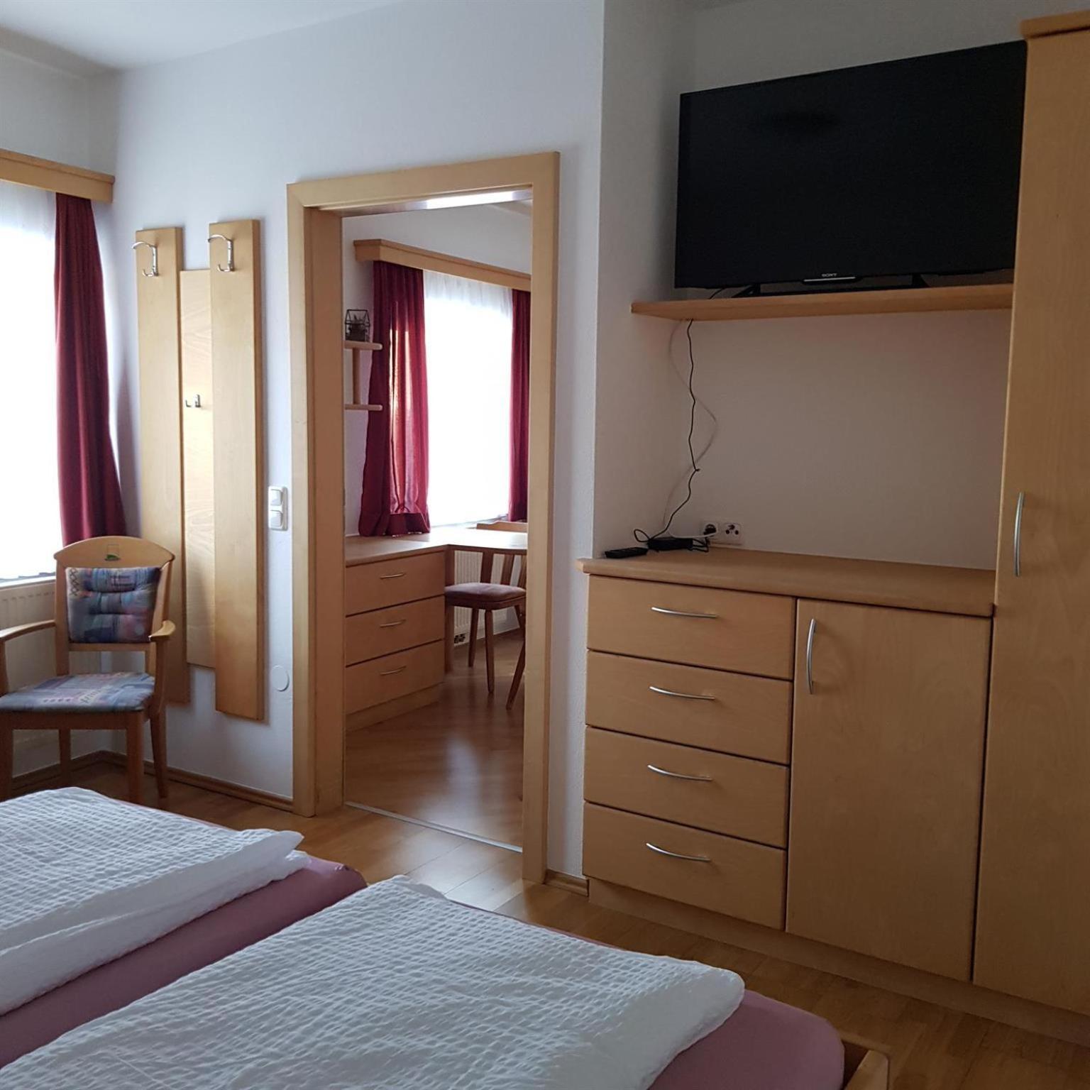 Gasthof Schauer Waldhausen im Strudengau Zimmer foto